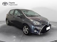 Usata Toyota Yaris Hybrid Active 101 CV (74 kW) 2016 Grigio Berlina