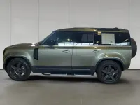 Usata Land Rover Defender SE 249 CV (183 kW) 2024 Pangea green SUV