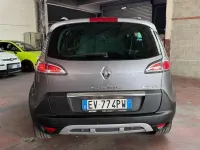 Usata Renault Scénic III XMOD 110 CV (80 kW) 2014 Argento Monovolume