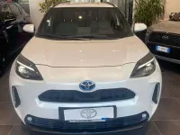 Usata Toyota Yaris Cross Trend 92 CV (67 kW) 2023 Bianco perlato SUV