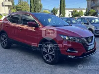 Usata Nissan Qashqai N-Connecta 140 CV (102 kW) 2019 Rosso SUV