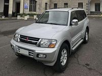 Usata Mitsubishi Pajero 160 CV (117 kW) 2001 Argento SUV