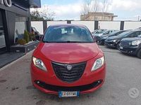 Usata Lancia Ypsilon 85 CV (62 kW) 2015 Rosso Utilitaria