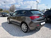 Usata Alfa Romeo Giulietta Exclusive 105 CV (77 kW) 2015 Gray Utilitaria