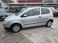 Begagnad VW Fox 54 HK (39 kW) 2007 Silver Halvkombi