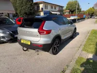 Usata Volvo XC40 R-Design 190 CV (139 kW) 2018 Grigio chiaro SUV