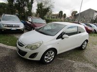 Usata Opel Corsa 85 CV (62 kW) 2011 Bianco Utilitaria