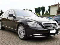 Usata Mercedes S500 Avantgarde 386 CV (283 kW) 2010 Viola Berlina