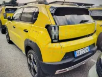 Nuova Fiat Grande Panda La Prima 52 kW (72 CV) 2025 Giallo Utilitaria