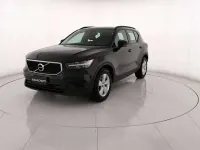 Usata Volvo XC40 Momentum 150 CV (110 kW) 2021 Nero SUV