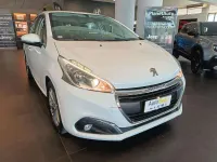 Usata Peugeot 208 82 CV (60 kW) 2016 Bianco Utilitaria