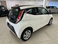 Usata Toyota Aygo Cool 69 CV (50 kW) 2017 Bianco Utilitaria
