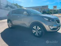 Usata Kia Sportage Active 116 CV (85 kW) 2012 Giallo SUV