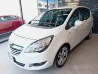 Usata Opel Meriva 101 CV (74 kW) 2017 Bianco Monovolume
