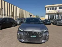 Usata Peugeot 208 Allure 101 CV (74 kW) 2025 Grigio Utilitaria