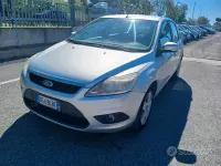 Usata Ford Focus Titanium 90 CV (66 kW) 2008 Grigio Berlina