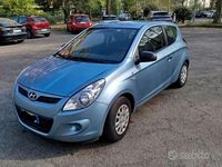 Usata Hyundai i20 78 CV (57 kW) 2009 Blu Utilitaria