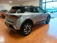 Usata Opel Mokka Edition 131 CV (96 kW) 2025 Grigio SUV