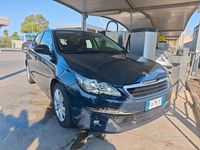 Usata Peugeot 308 Active 110 CV (80 kW) 2016 Blu Berlina
