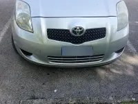 Usata Toyota Yaris 69 CV (50 kW) 2011 Grigio Utilitaria