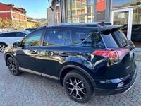 Usata Toyota RAV4 Hybrid Style 155 CV (114 kW) 2017 Blu/azzurro SUV