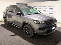 Usata Jeep Compass 240 CV (176 kW) 2023 Grigio metallizzato SUV