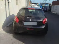 Usata Peugeot 208 68 CV (50 kW) 2014 Nero Utilitaria