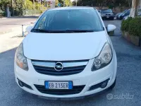 Usata Opel Corsa 80 CV (58 kW) 2010 Bianco Utilitaria
