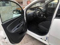 Usata Lancia Ypsilon 2011 Bianco Utilitaria
