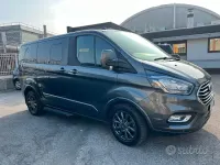 Usata Ford Tourneo Custom 131 CV (96 kW) 2021 Grigio Furgone