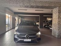 Usata Mercedes B200 Premium 150 CV (110 kW) 2019 Other Monovolume