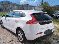 Usata Volvo V40 Kinetic 120 CV (88 kW) 2016 Bianco Station wagon