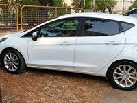 Usata Ford Fiesta 85 CV (62 kW) 2019 Bianco Berlina