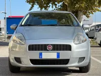 Usata Fiat Grande Punto Active 65 CV (47 kW) 2008 Argento Utilitaria