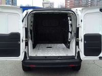 Usata Fiat Doblò Business 95 CV (69 kW) 2020 Bianco Monovolume