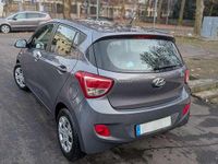 Usata Hyundai i10 67 CV (49 kW) 2016 Grigio Utilitaria