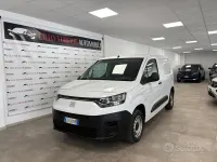 Usata Fiat Doblò 101 CV (74 kW) 2024 Bianco Monovolume