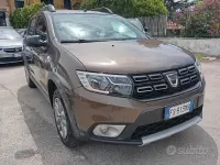 Usata Dacia Sandero 90 CV (66 kW) 2018 Marrone Berlina