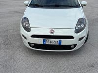 Usata Fiat Grande Punto 75 CV (55 kW) 2015 Bianco Utilitaria
