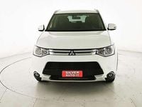 Usata Mitsubishi Outlander Instyle 150 CV (110 kW) 2015 Bianco SUV