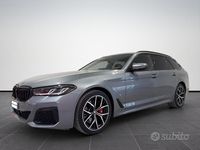 Usata BMW 520 M Sport 190 CV (139 kW) 2023 Grigio Station wagon
