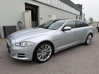 Usata Jaguar XJ Portfolio 275 CV (202 kW) 2014 Grigio Berlina