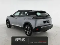 Usata Peugeot 2008 Allure 102 CV (75 kW) 2021 Grigio SUV