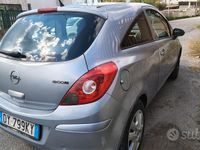 Usata Opel Corsa Sport 75 CV (55 kW) 2009 Grigio Utilitaria