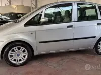 Usata Fiat Idea 77 CV (56 kW) 2006 Grigio Monovolume