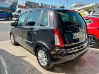 Usata Lancia Musa Gold 77 CV (56 kW) 2013 Nero Monovolume