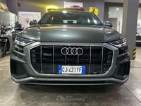Usata Audi Q8 S-Line 286 CV (210 kW) 2022 Grigio SUV