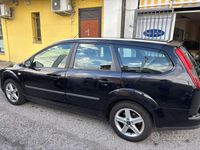 Usata Ford Focus S 116 CV (85 kW) 2007 Nero Station wagon