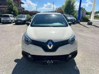 Usata Renault Captur 90 CV (66 kW) 2015 Beige SUV