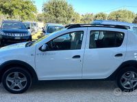 Usata Dacia Sandero Stepway 95 CV (69 kW) 2020 Bianco Berlina